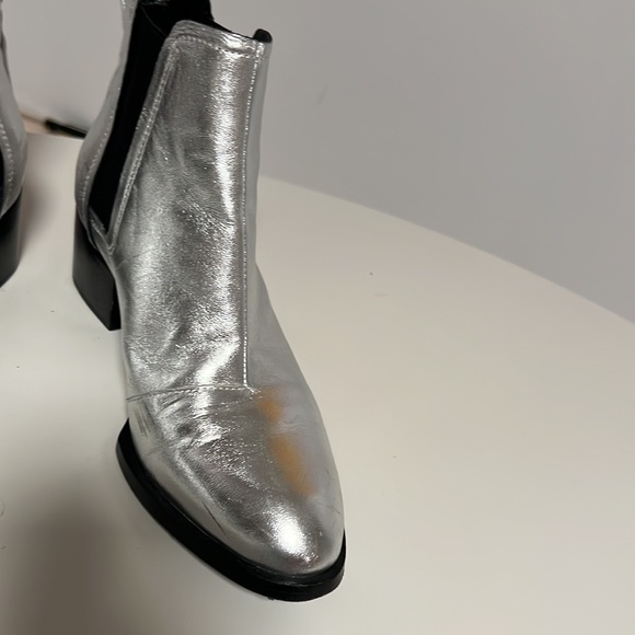 Excellent Rag & Bone Silver Leather Ankle Booties - Picture 12 of 14